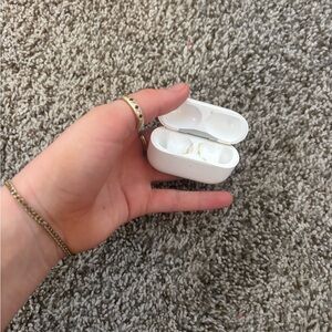AirPod Charging Case